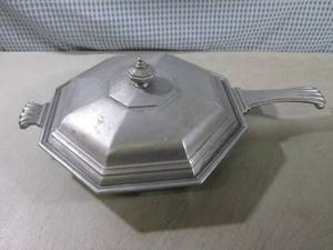lot 11 image: (BS) Vintage International Silver C...