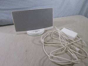 lot 32 image: (CSB) Bose SoundDock Digital Music ...