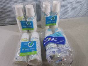 lot 52 image: (F-3) 4 Packs of 54 Paper Cups 9 oz...
