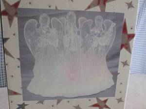 lot 135 image: (F-0) Acrylic Three Angels LED Ligh...