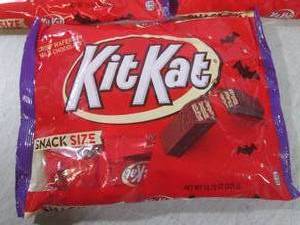 lot 173 image: (B-2) 3 Bags Snack Size Kit Kat Can...