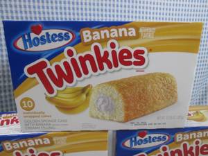 lot 179 image: (B-1) 3 Boxes Hostess Banana Twinki...