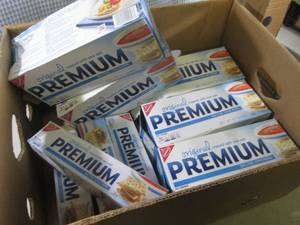 lot 184 image: (A-2) Saltine Crackers - Past Date...