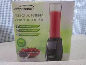 lot 242 image: (CS) Brentwood Personal Blender...