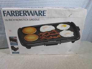 lot 269 image: (EW6) Farberware 16-Inch Nonstick G...