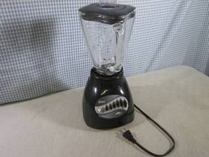 lot 278 image: (FS) Oster 10-Speed Blender...