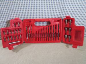 lot 282 image: (BSB) Drill Bit and Driver Set...