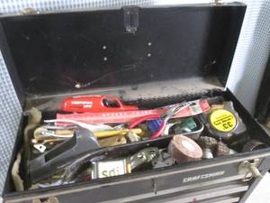 lot 293 image: (BR1) Craftsman 4-Drawer Tool Box w...