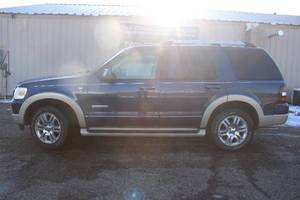 2007 Ford Explorer Eddie Bauer - 4X4 - 2 OWNERS - 90,292 MILES