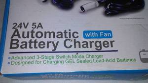 lot 21 image: Automatic Battery Charger 24V5A With Fan UPG Stay Powered