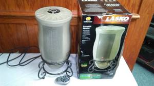 lot 45 image: Lasko Ceramic Heater with Remote Control.