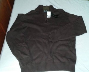 lot 109 image: Oscar De La Renta Sweater