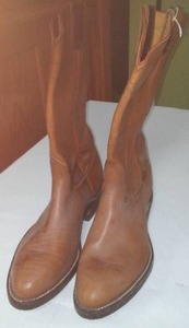 lot 120 image: Cowboy Bouts Nocona 9.5E - NEW