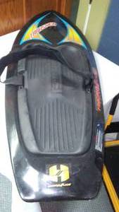 lot 141 image: Hydroslide Knee Board