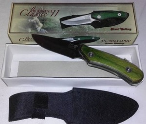 lot 172 image: Frost Bucktail Classic II Knife 7.75 Length.