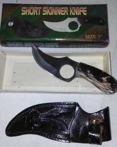 lot 176 image: Redman Skinner Pocket Folding Knife, 8 Inch.