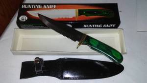 lot 179 image: 12 Inch Chipaway Hunting Knife