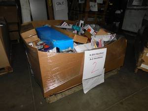 lot 2 image: WHOLESALE PALLET LOT OF BATH BARS