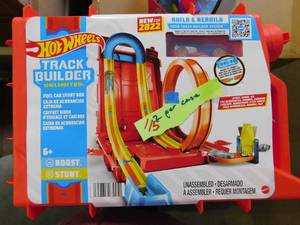 lot 115 image: (4) Hot Wheels Track Builder Unlimited Fuel Can Stunt Box
