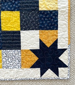 lot 80 image: Beautifully Designed Handmade Quilt