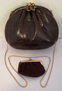lot 25A image: Elegant Judith Leiber Evening Handbag with Coin Purse