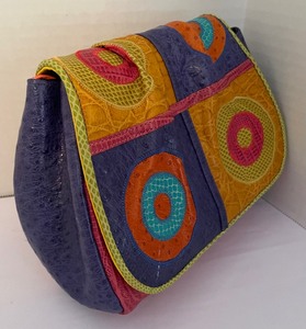 lot 78 image: Bright and Colorful Vintage Sharif Handbag