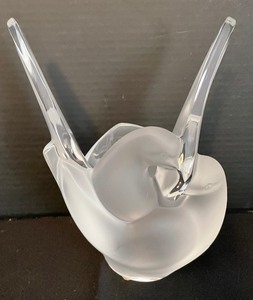 lot 152 image: Lovely Lalique of Paris Vase