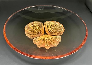 lot 3A image: Gorgeous Lalique Champagne Color Rockley Charger - Lalique Rockley Platter