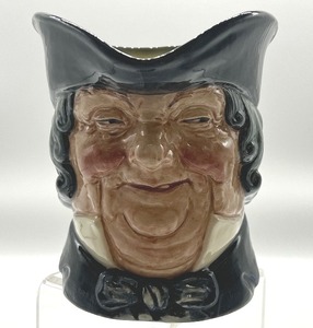 lot 66 image: Royal Doulton Toby Mug Parson Brown