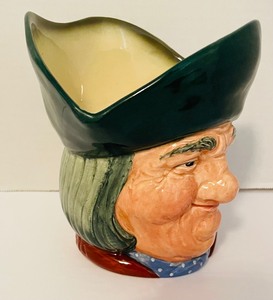 lot 191 image: Royal Doulton Toby Philpots Toby Mug