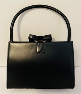 lot 330 image: Vintage Koret Handbag with Connected Pouch