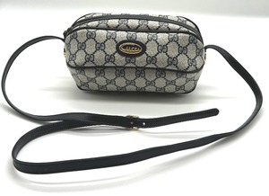 lot 218 image: Vintage Gucci Handbag