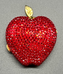 lot 215 image: Este Lauder Lucidity Bejeweled Apple Compact