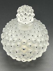 lot 200 image: Lalique Decorative Perfume Bottle Cactus