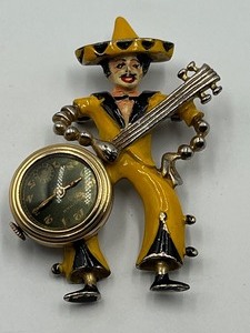 lot 149 image: Vintage Figurine Watch Brooch