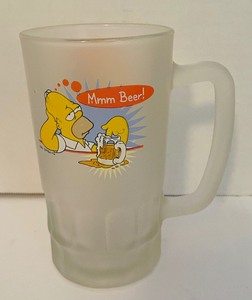 lot 354 image: Variety of Vintage Glassware