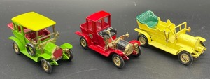 lot 440 image: Grouping of Vintage Toy Cars