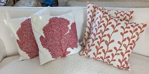 lot 277 image: Decorative Down Filled Accent Pillows