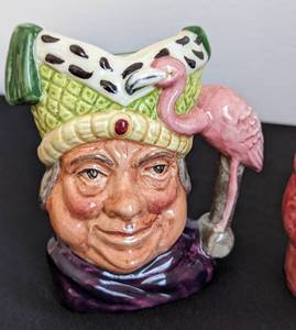 lot 298 image: Four Small Vintage Character Mugs