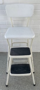 lot 457 image: Cool Cosco Step Stool