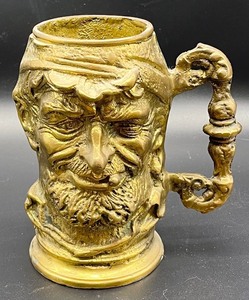 lot 469 image: Beautiful Vintage Brass Decor