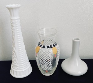 lot 471 image: Vases Vases Vases