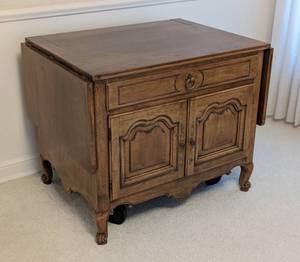 lot 6B image: Vintage Bodant Wood Expandable Buffet