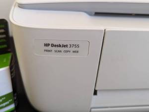 lot 513 image: HP DeskJet 3755 Printer
