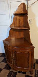 lot 517 image: Vintage Wood Corner Display Cabinet