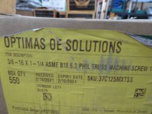 Machine Screws 38