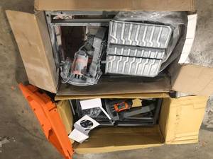 lot 21 image: Lot of 2 Ridgid used 9 Amp Corded 7 in. Wet Tile Saw with Stand used Customer Returns See Pictures