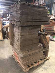 lot 27 image: Pallet of assorted Home Depo Moving storage boxes various sizes see pictures