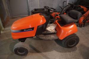 Simplicity Regent rider mower