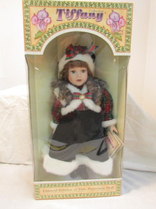 lot 31 image: Collectable Doll